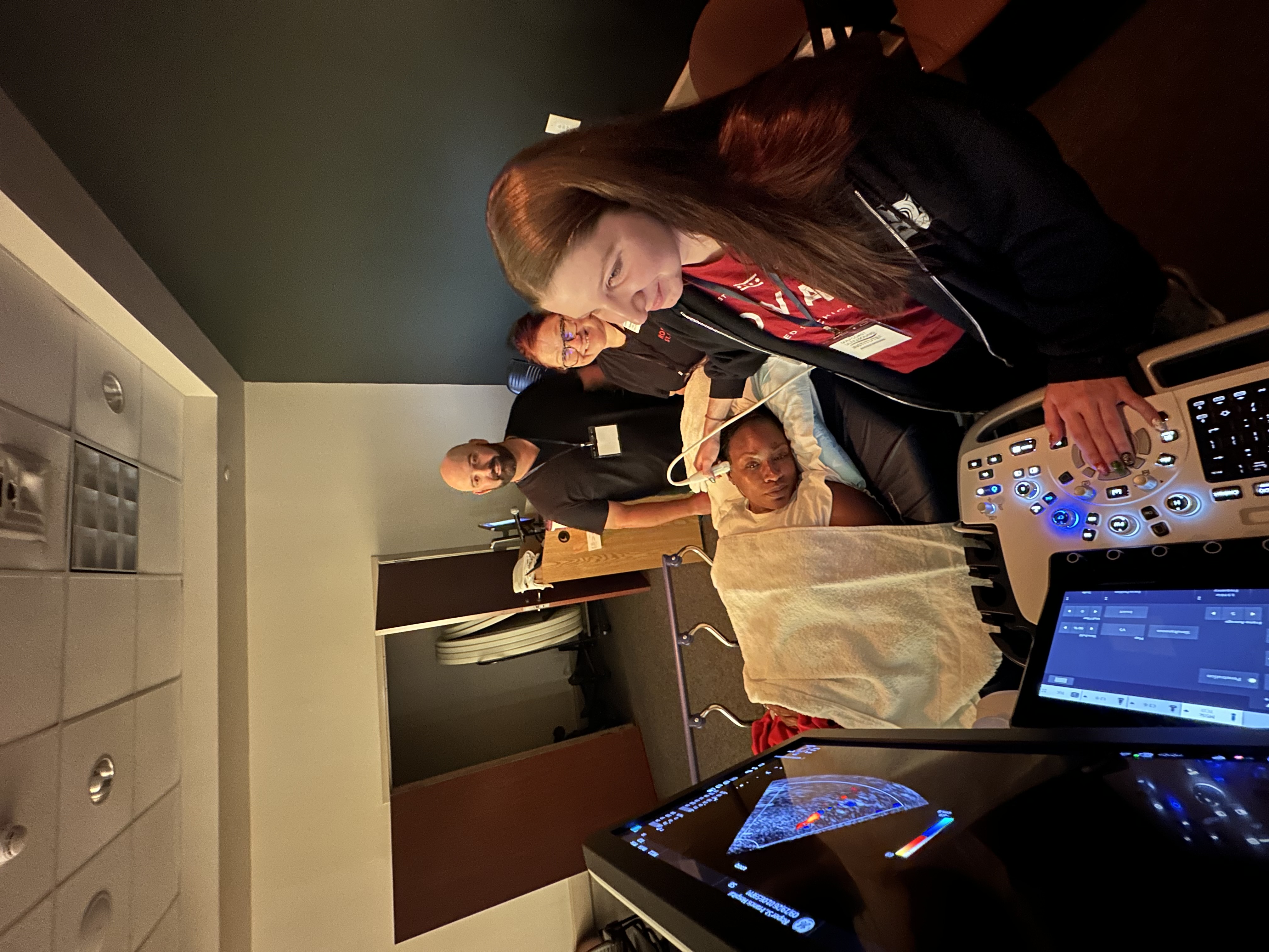 Participants practice transcranial Doppler ultrasound scanning techniques during a recent GCUS onsite training program at Roper Hospital in South Carolina.